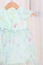 Load image into Gallery viewer, فستان شبكي مطبوع باللون الأخضر للبنات الرضع