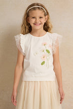 Load image into Gallery viewer, تي شيرت أبيض وذهبي للبنات مع تنورة دانتيل (قطعتان)