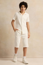 Load image into Gallery viewer, طقم جاكار أبيض بياقة بيضاء للأولاد الكبار (قطعتان)