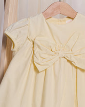 Load image into Gallery viewer, فستان أصفر سادة للبنات الرضع