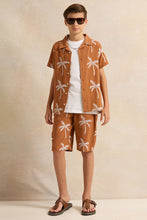 Load image into Gallery viewer, قميص بأكمام قصيرة مطبوع عليه صدأ بالكامل للأولاد الكبار مع تي شيرت (قطعتان)