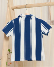 Load image into Gallery viewer, قميص مخطط باللون الأزرق البحري للأولاد الرضع