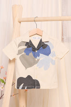 Load image into Gallery viewer, قميص بيج مطبوع للأولاد الرضع