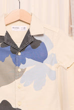 Load image into Gallery viewer, قميص بيج مطبوع للأولاد الرضع