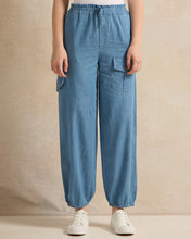 Load image into Gallery viewer, بنطلون جينز أزرق للفتيات الكبيرات