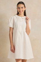 Load image into Gallery viewer, فستان دوبي أبيض بياقة بيتر بان للفتيات في سن الرشد