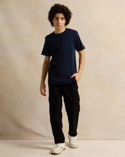 Load image into Gallery viewer, تي شيرت جاكار أزرق داكن للأولاد الكبار