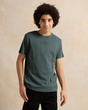 Load image into Gallery viewer, تي شيرت جاكار أخضر للأولاد الكبار