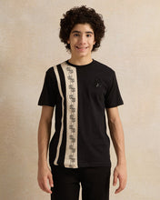 Load image into Gallery viewer, تي شيرت أسود مزخرف للأولاد الكبار