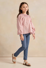 Load image into Gallery viewer, بلوزة كامبري زهرية للبنات