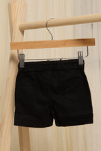 Load image into Gallery viewer, شورت قصير للأطفال الصغار باللون الأسود والأزرق