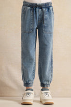 Load image into Gallery viewer, بنطلون جينز باللون الأزرق للأولاد الصغار