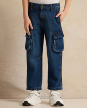 Load image into Gallery viewer, بنطلون جينز واسع باللون الكحلي للأولاد الصغار