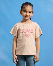 Load image into Gallery viewer, تيشيرت "HELLO" مزخرف باللون الخوخي: برتقالي: 2