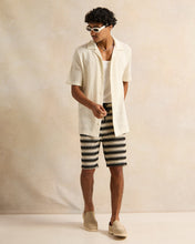 Load image into Gallery viewer, شورت رجالي مخطط باللونين البيج والأسود