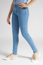 Load image into Gallery viewer, Navy Basic Skinny Jean جينز بقصة السكيني باللون الكحلي