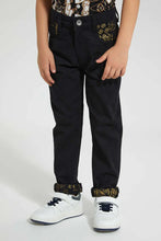 Load image into Gallery viewer, Black Reverse Print Jean