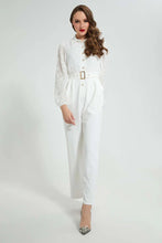 Load image into Gallery viewer, White Textured Jumpsuit جمبسوت طويل بارز الملمس باللون الأبيض