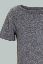 Load image into Gallery viewer, Grey And Beige Solid T-Shirt For Baby Boys (Pack of 2) تيشيرت سادة باللون الرمادي والبيج للأولاد الرضع (قطعتين)