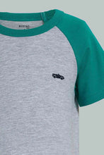 Load image into Gallery viewer, Grey And Beige Raglan T-Shirt For Baby Boys (Pack of 2) تيشيرت سادة باللون الرمادي والبيج للأولاد الرضع (قطعتين)