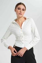Load image into Gallery viewer, White Collared Long Sleeved Blouse بلوزة بأكمام طويلة باللون الأبيض