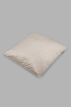 Load image into Gallery viewer, وسادة مخملية باللون البيج