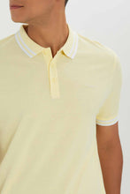 Load image into Gallery viewer, قميص بولو باللون الأصفر للرجال