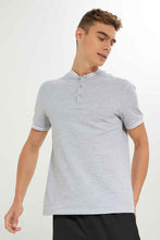 Load image into Gallery viewer, تيشيرت بولو باللون الرمادي بياقة مرتفعة للرجال