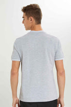 Load image into Gallery viewer, تيشيرت بولو باللون الرمادي بياقة مرتفعة للرجال