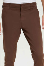 Load image into Gallery viewer, بنطلون سادة باللون البني للرجال