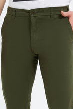 Load image into Gallery viewer, بنطلون تشينو باللون الزيتي للرجال