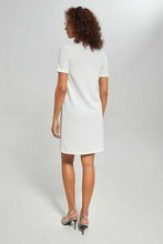 Load image into Gallery viewer, فستان قصير باللون الأبيض للنساء