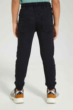 Load image into Gallery viewer, بنطلون جينز باللون الأسود للأولاد الصغار