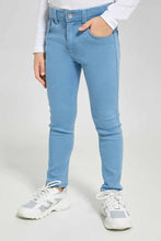 Load image into Gallery viewer, بنطلون جينز باللون الأزرق للأولاد الصغار