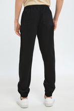 Load image into Gallery viewer, بنطلون رياضي بخصر مطاطي باللون الأسود للأولاد الكبار