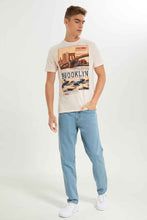 Load image into Gallery viewer, تيشيرت مطبوع باللون البرتقالي للرجال