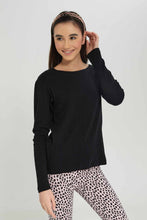 Load image into Gallery viewer, تيشيرت بأكمام طويلة باللون الأسود للبنات الكبار