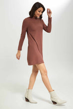 Load image into Gallery viewer, فستان نسائي مضلع الصدأ