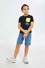 Load image into Gallery viewer, شورت دنيم باللون الأزرق للأولاد الصغار