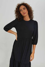 Load image into Gallery viewer, فستان باللون الأسود للنساء