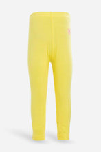 Load image into Gallery viewer, ليغنغز باللون الأصفر للبنات الصغار