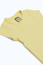 Load image into Gallery viewer, تيشيرت سادة باللون الأصفر للبنات الرضّع