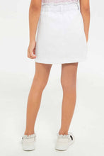 Load image into Gallery viewer, تنورة باللون الأبيض للبنات الصغار