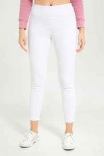 Load image into Gallery viewer, بنطلون جينز سكيني باللون الأبيض للنساء