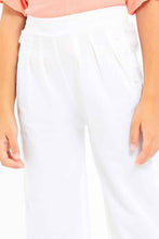 Load image into Gallery viewer, بنطلون واسع باللون الأبيض للبنات الصغار