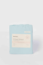 Load image into Gallery viewer, شرشف مطاطي باللون الأزرق الفاتح (كينغ)