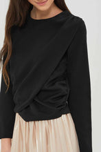 Load image into Gallery viewer, بلوزة سوداء بطبقات للبنات الكبار