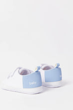 Load image into Gallery viewer, حذاء أطفال باللون الأبيض