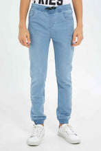 Load image into Gallery viewer, بنطلون جينز جوغر باللون الأزرق للأولاد الكبار