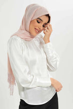 Load image into Gallery viewer, بلوزة باللون العاجي للنساء